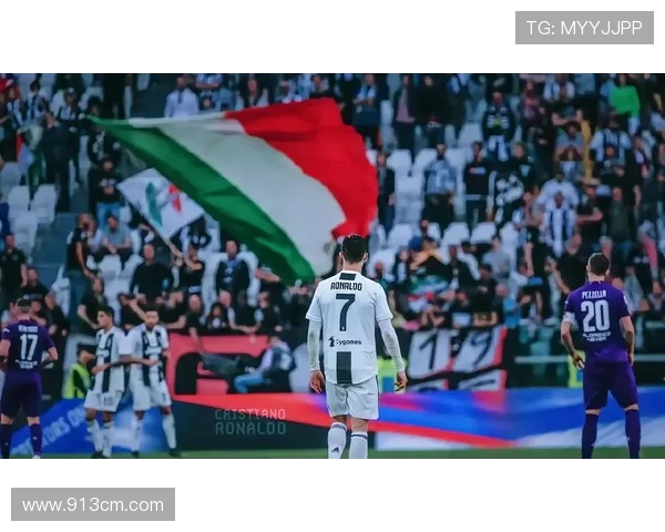 前足球明星的传奇人生与成就盘点及其对足球的影响分析